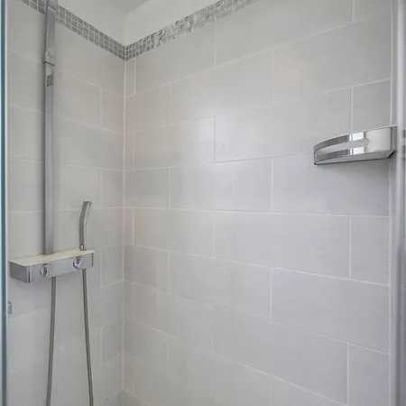 Frgk Isola Bella ' 2bdr Wifi High Speed Ac ' Apartment
